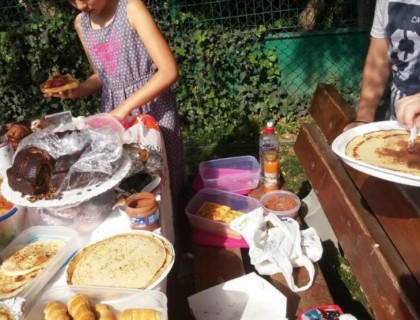 Το καθιερωμένο πικ-νικ στο γρασίδι του Σχολείου μας - Γ τάξη