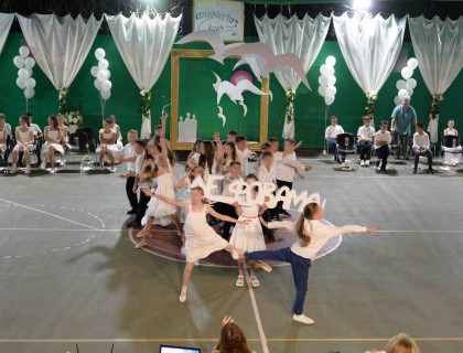 Οι τελειόφοιτοι μας ανοίγουν τα φτερά τους