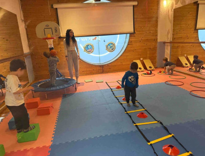 Αθλούμαστε και μαθαίνουμε το σώμα μας