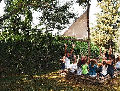 Οι μαθητές του Παιδικού Σταθμού... στην ανθισμένη μας αυλή!