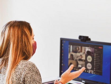 Γινόμαστε μια χαρούμενη παρέα με ένα… «κλικ»!