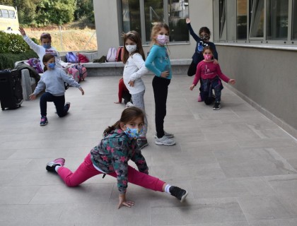 Λικνιζόμαστε στον ρυθμό!