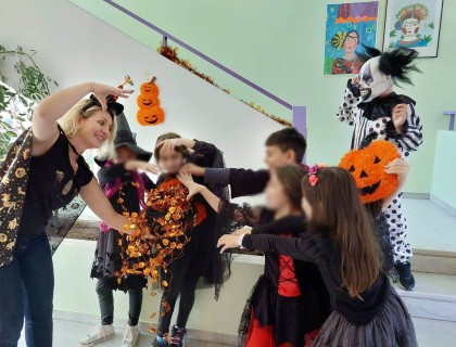 Happy Halloween από τα τριτάκια μας!