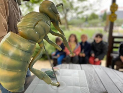 Ένας υπέροχος κόσμος, ο κόσμος της μέλισσας!