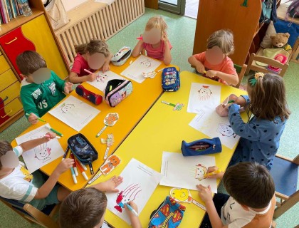 Tα προνηπιάκια μας έβαλαν... τελεία!