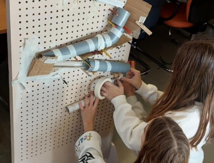 Το αργό και χάριν έχει