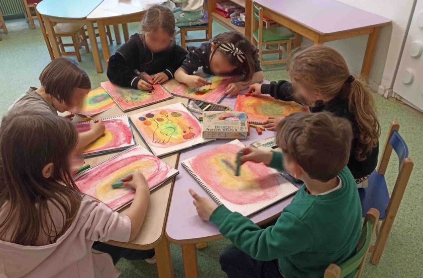 «Της Άνοιξης λουλούδια, της Πασχαλιάς τραγούδια»