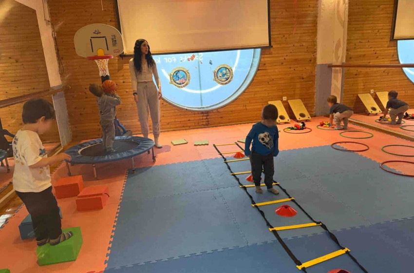 Αθλούμαστε και μαθαίνουμε το σώμα μας