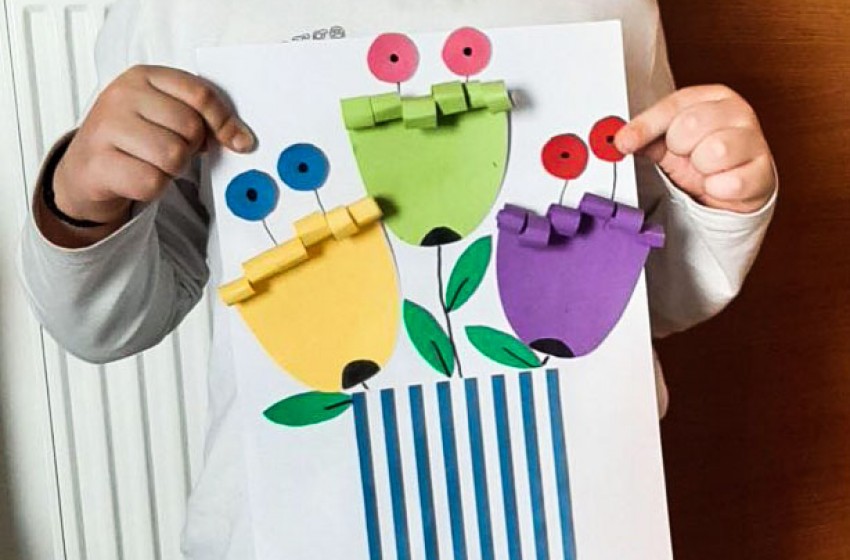 Οι μαθητές της Β' τάξης του Δημοτικού μας, καλωσόρισαν την Άνοιξη στο σπίτι τους