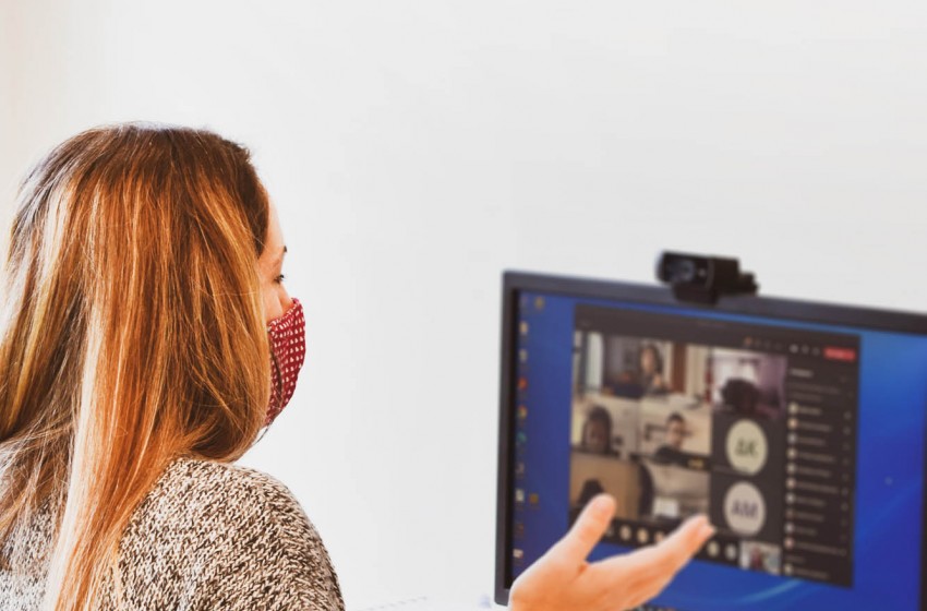 Γινόμαστε μια χαρούμενη παρέα με ένα… «κλικ»!