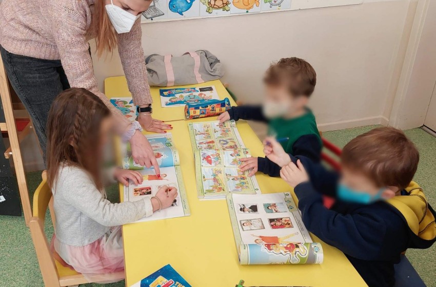 Τα νηπιάκια μαθαίνουν τα επαγγέλματα στα Αγγλικά!