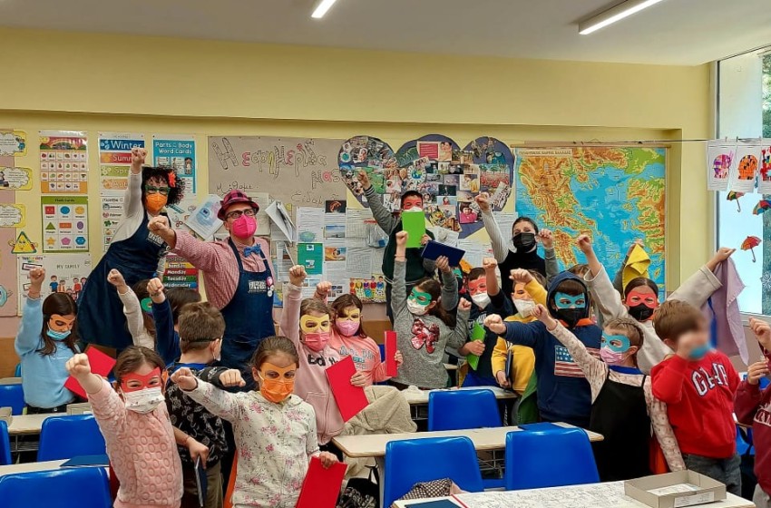 Τα τριτάκια μας μαθαίνουν βιβλιοδεσία!