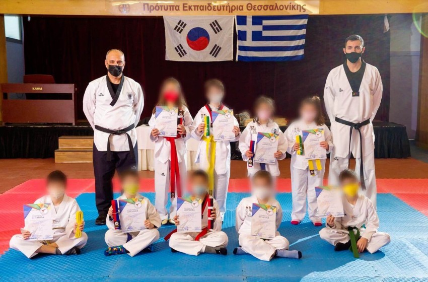 Την πήραμε και τη ζώνη μας