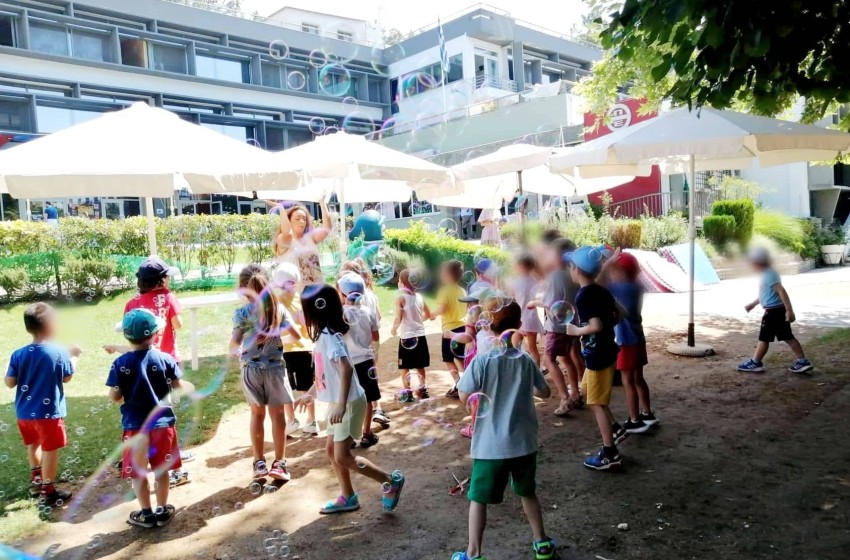 Τα νηπιάκια της 10μηνης και 11μηνης φοίτησης κάνουν πάρτι!