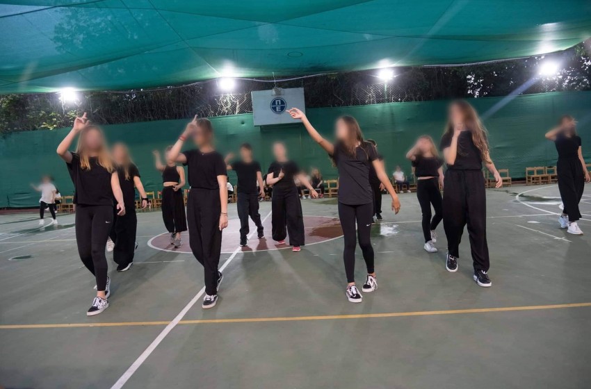 Καλοκαιρινές παραστάσεις χορού στο Σχολείο μας!