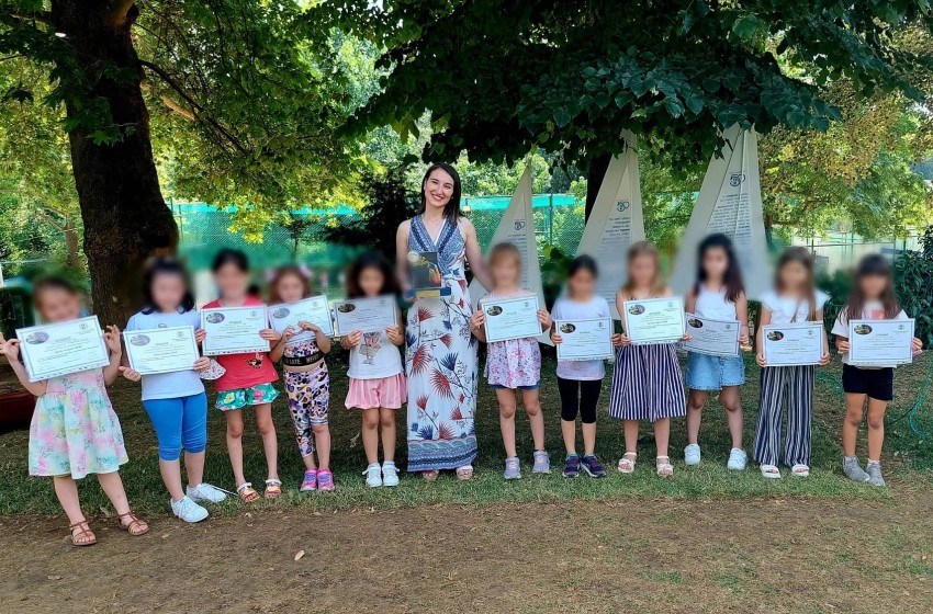 Παραλαβή επαίνων για το τμήμα Θεατρικής Αγωγής του Σχολείου μας!