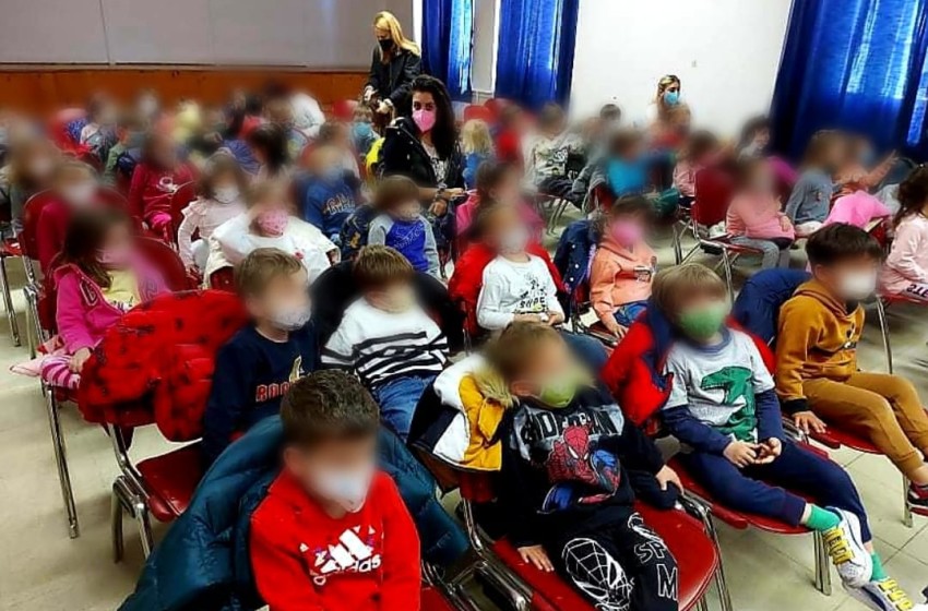 Τα προ- προνηπιάκια μας πάνε θέατρο!