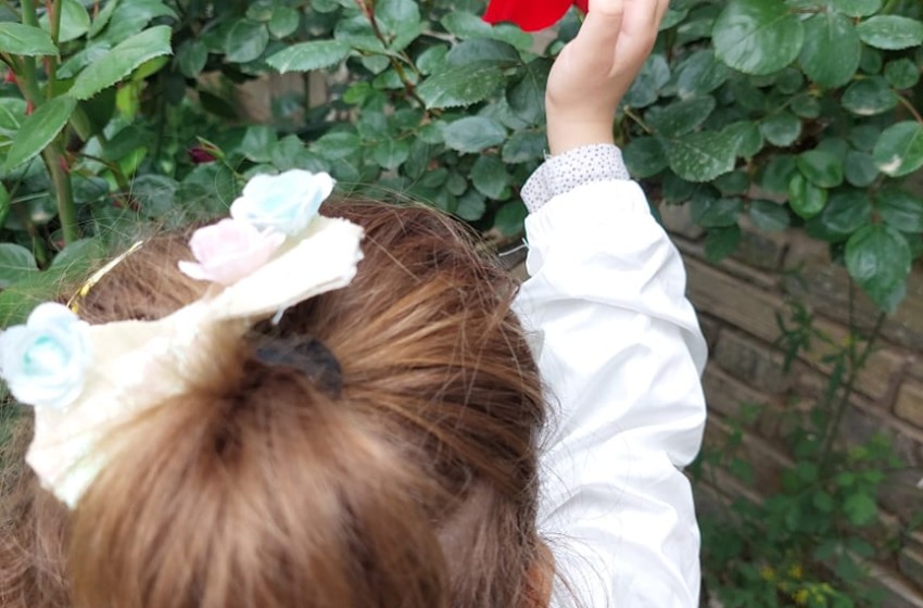 Τα προνηπιάκια μας γιορτάζουν τη μαμά τους!