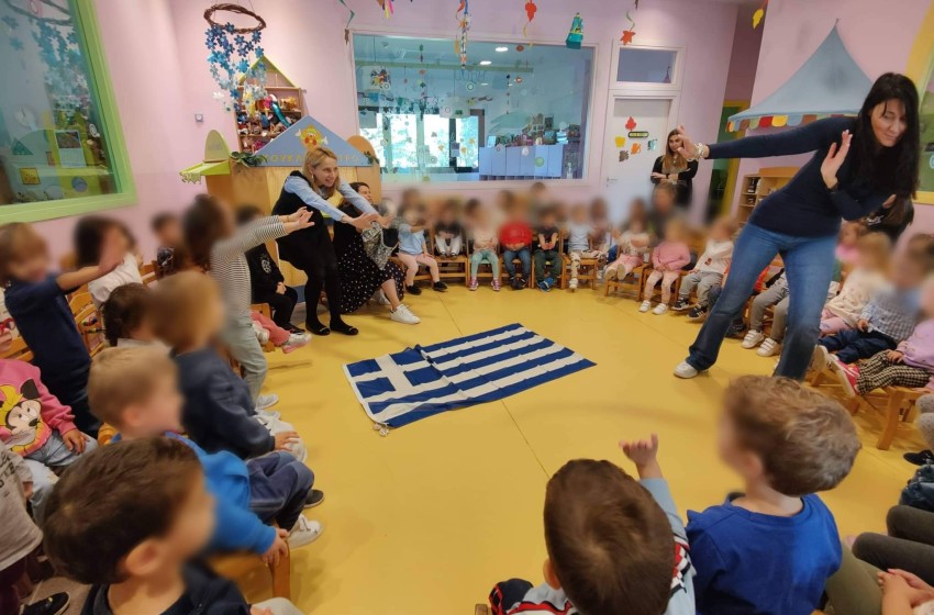 Ο Παιδικός Σταθμός μας «Πρότυπα 2-4» τιμά την εθνική μας επέτειο!