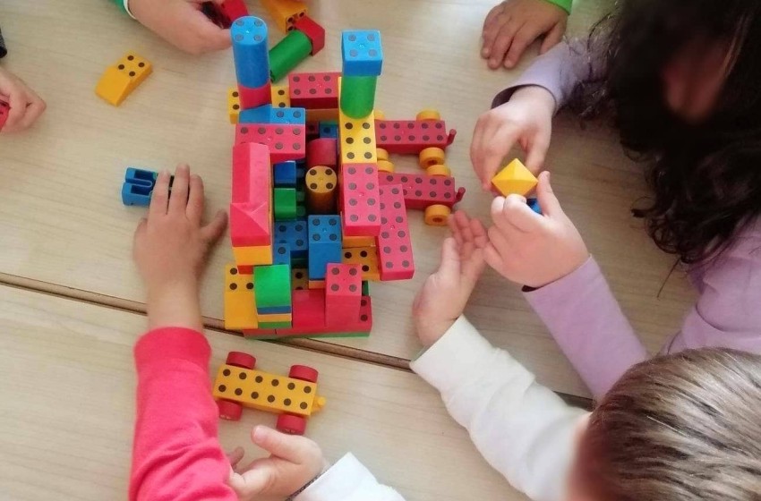 Χτίζοντας ένα πολύχρωμο μέλλον!