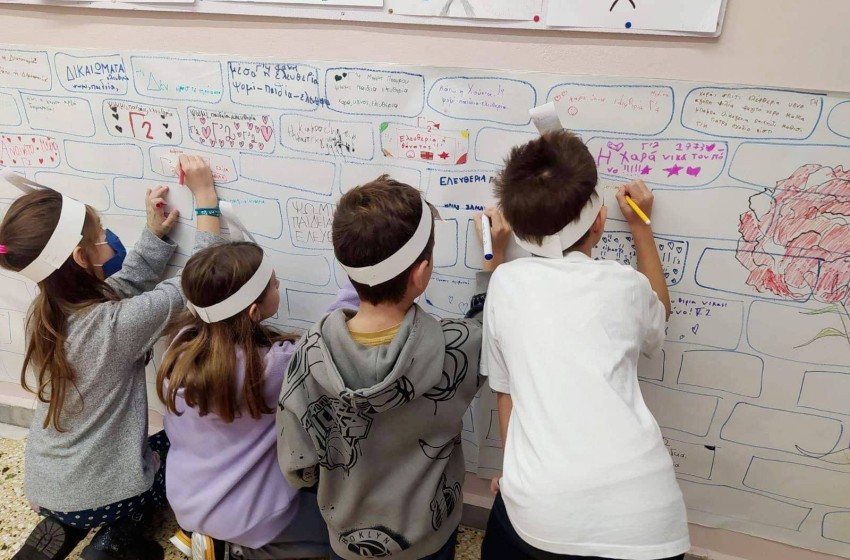 Η Γ’ Τάξη τιμά το Πολυτεχνείο!