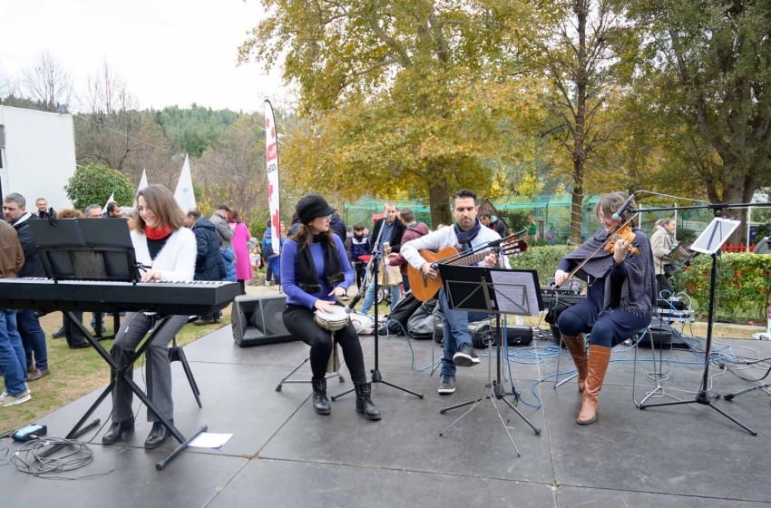 Οι καθηγητές του Πρότυπου Ωδείου Θεσσαλονίκης μας στη σκηνή του Bazaar μας!