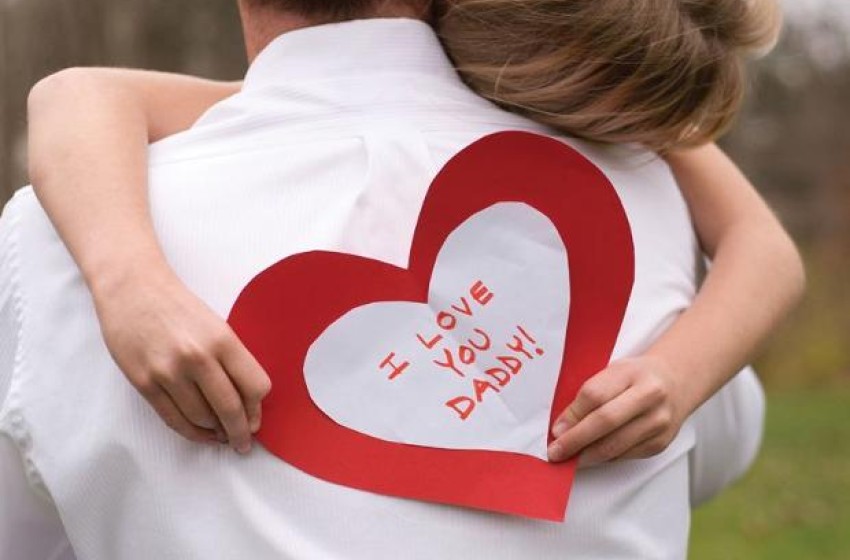 Στους στυλοβάτες μας!