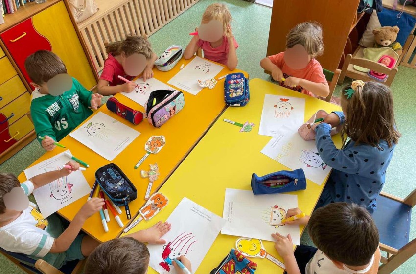 Tα προνηπιάκια μας έβαλαν... τελεία!